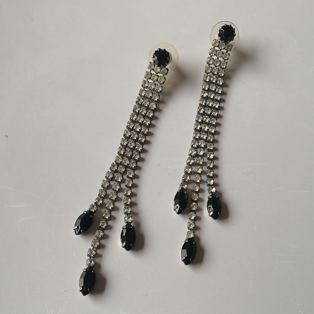 Vintage Earrings Black Clear Rhinestone Silvertone Long Dangle Post
